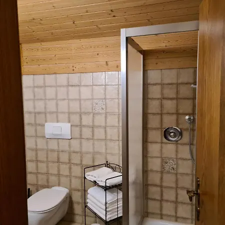 Apartmenthaus Larchenhof *