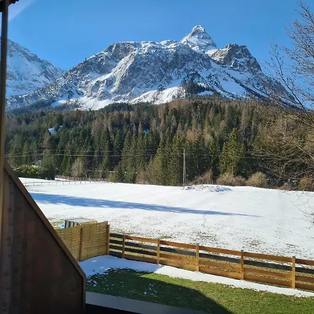 Apartmenthaus Larchenhof Ehrwald