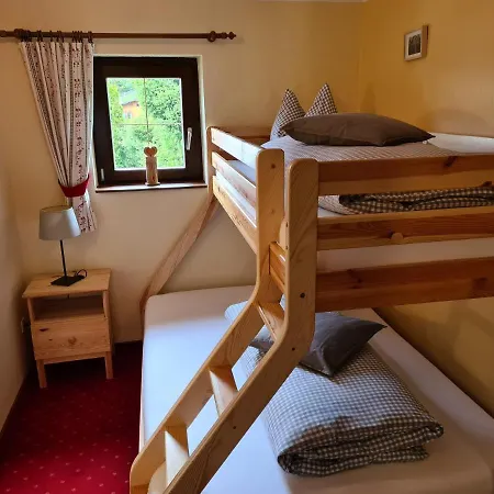 Apartmenthaus Larchenhof *