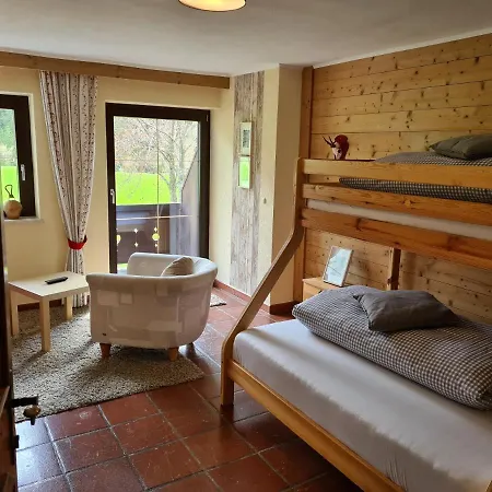 Apartmenthaus Larchenhof