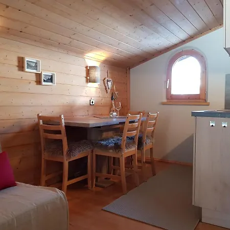Apartmenthaus Larchenhof הרוואלד