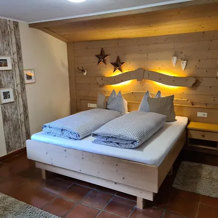 Apartmenthaus Larchenhof * הרוואלד
