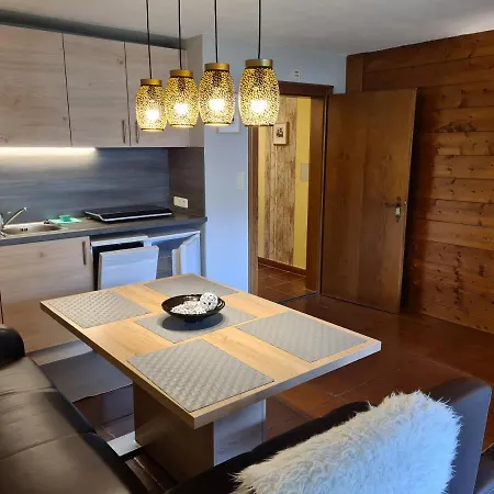 דירה Apartmenthaus Larchenhof הרוואלד