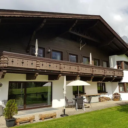Apartmenthaus Larchenhof * הרוואלד